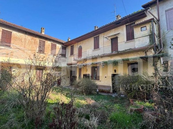 casa indipendente in vendita ad Albairate