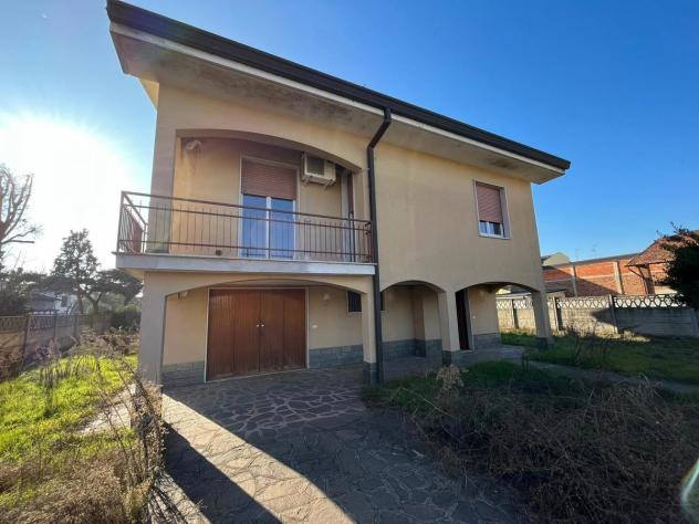 casa indipendente in vendita ad Albairate