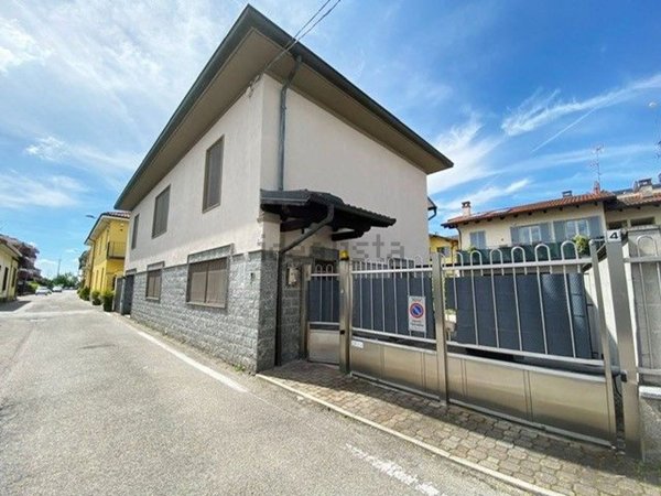 casa indipendente in vendita ad Albairate