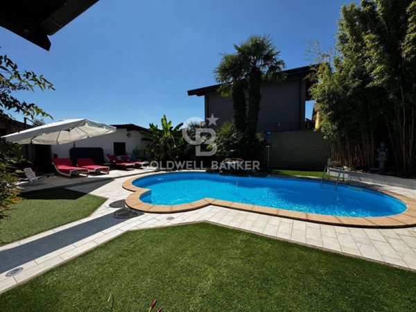 casa indipendente in vendita ad Albairate