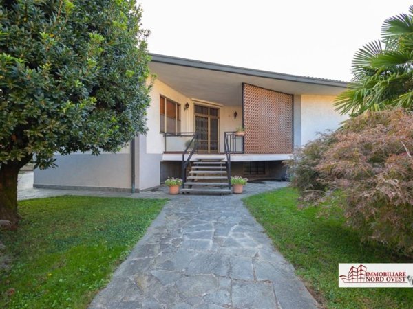 casa indipendente in vendita ad Albairate