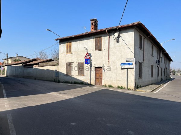 casale in vendita ad Albairate