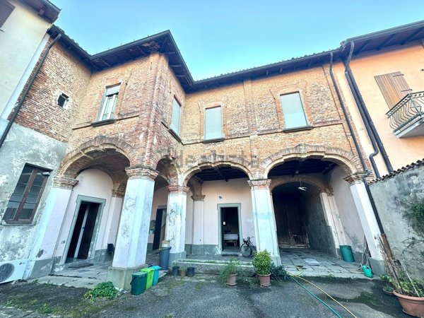 appartamento in vendita ad Albairate