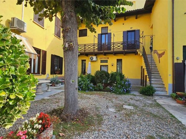 appartamento in vendita ad Albairate