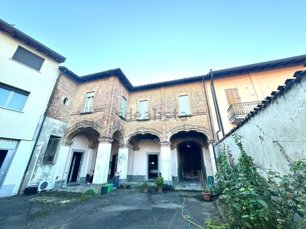 appartamento in vendita ad Albairate