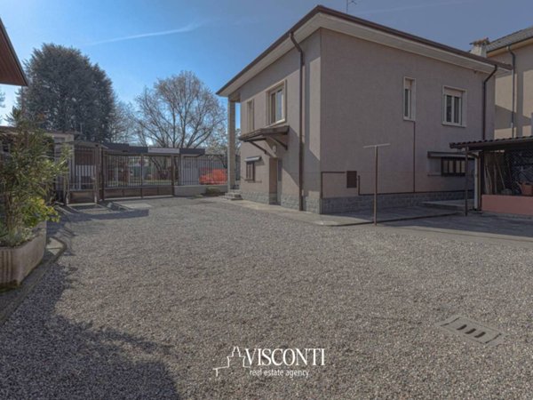 casa indipendente in vendita ad Albairate