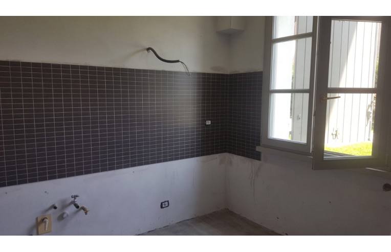 appartamento in vendita ad Albairate in zona Riazzolo