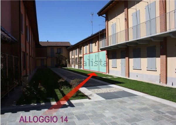 appartamento in vendita ad Albairate in zona Rosio