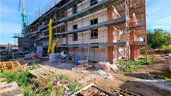 appartamento in vendita ad Albairate in zona Riazzolo