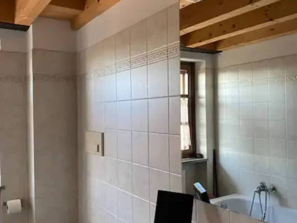 appartamento in vendita ad Albairate in zona Rosio