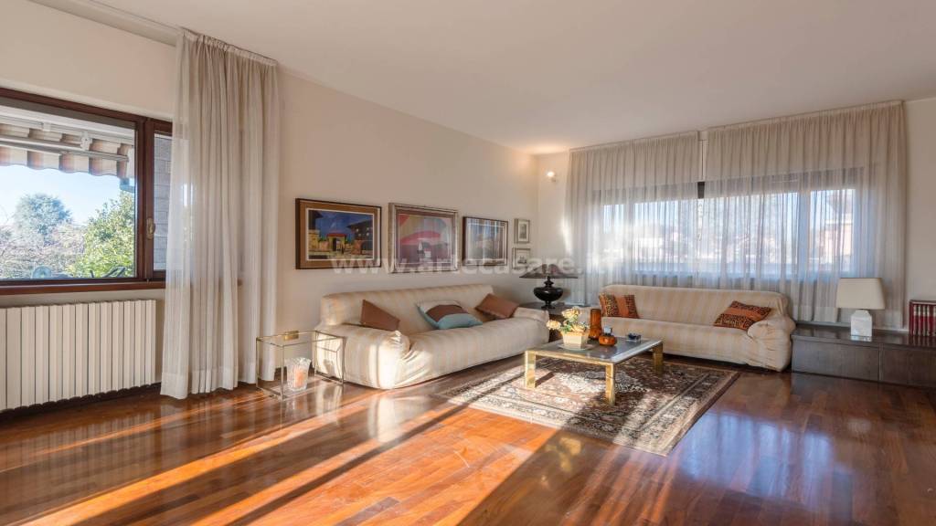 casa indipendente in vendita ad Arconate