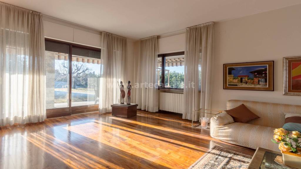 casa indipendente in vendita ad Arconate