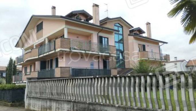 appartamento in vendita ad Arconate