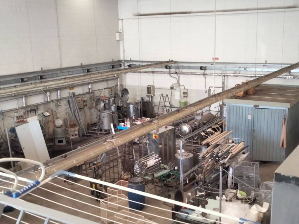 locale commerciale in vendita ad Arconate