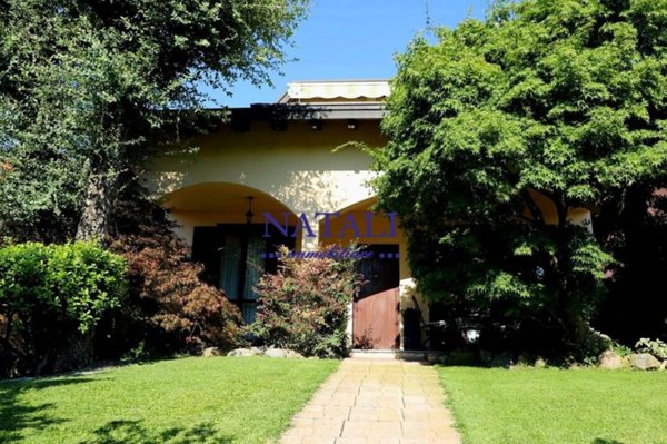 casa indipendente in vendita ad Arconate