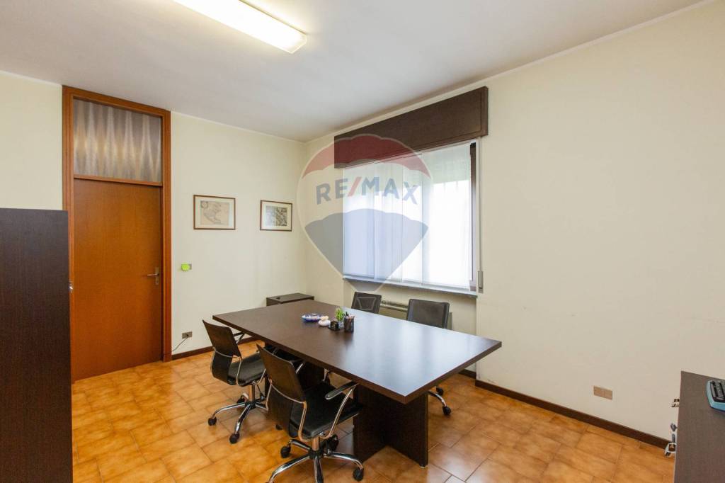ufficio in vendita ad Arconate