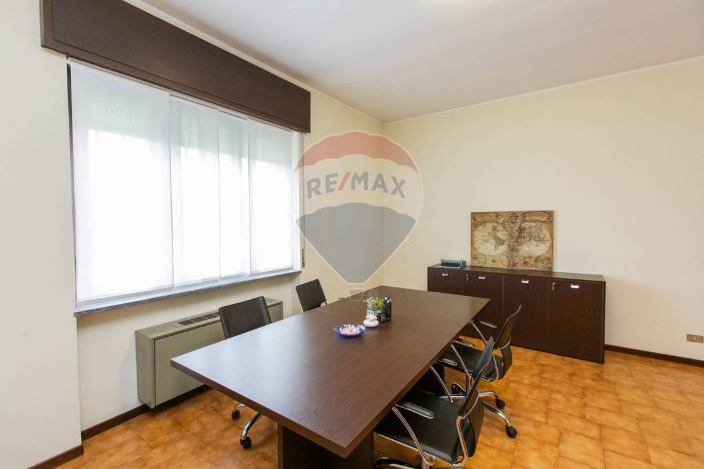 ufficio in vendita ad Arconate