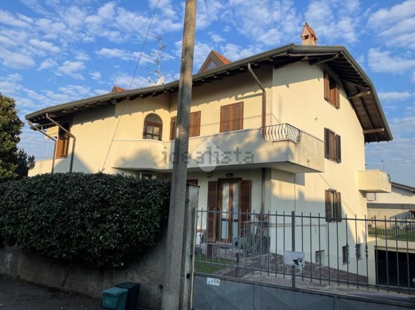 appartamento in vendita ad Arconate