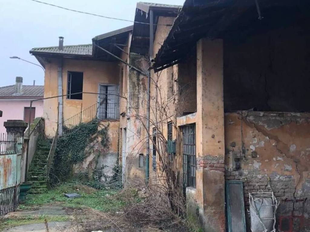 casa indipendente in vendita ad Arconate