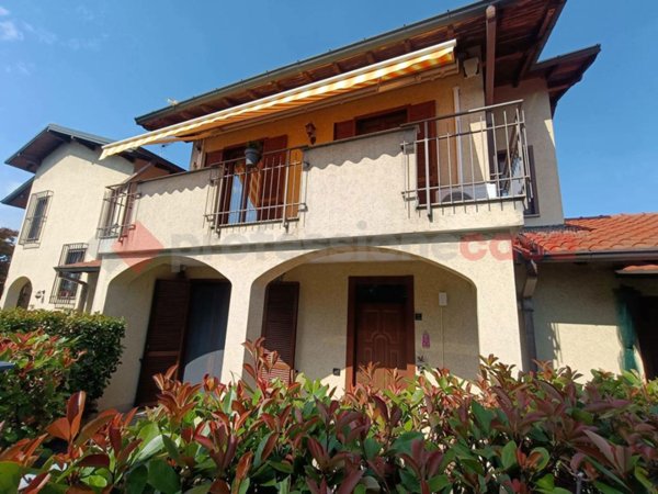 casa indipendente in vendita ad Arconate