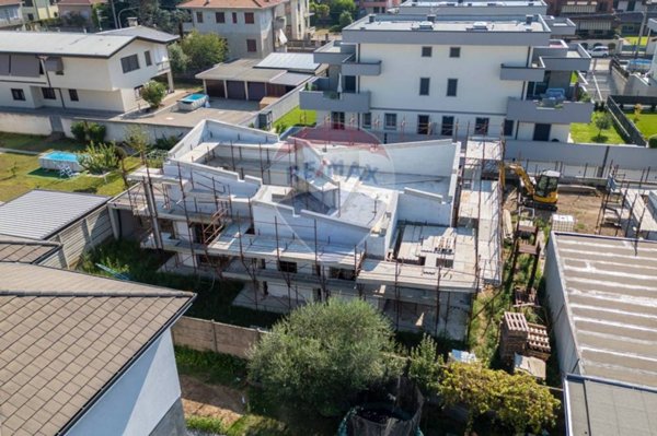 casa indipendente in vendita ad Arconate