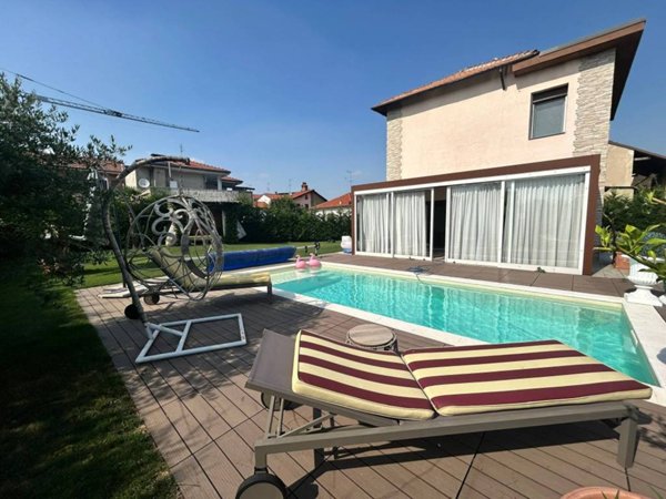 casa indipendente in vendita ad Arconate