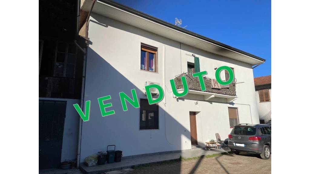 casa indipendente in vendita ad Arconate