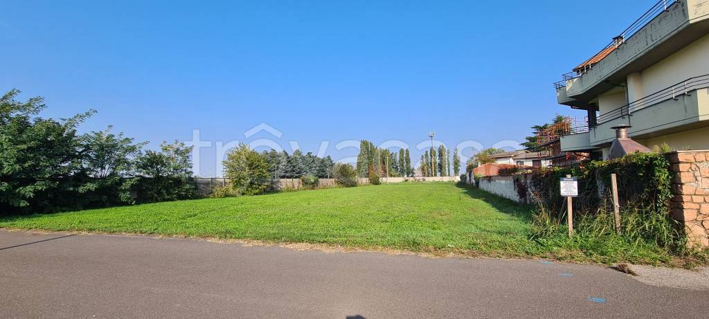 terreno agricolo in vendita ad Arconate