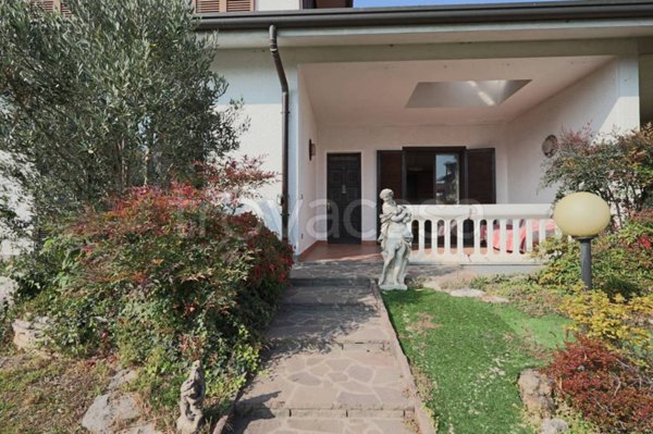 casa indipendente in vendita ad Arconate