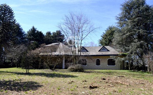 casa indipendente in vendita ad Arconate
