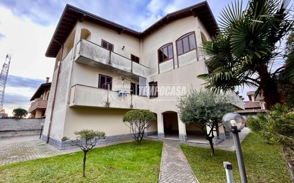 appartamento in vendita ad Arconate