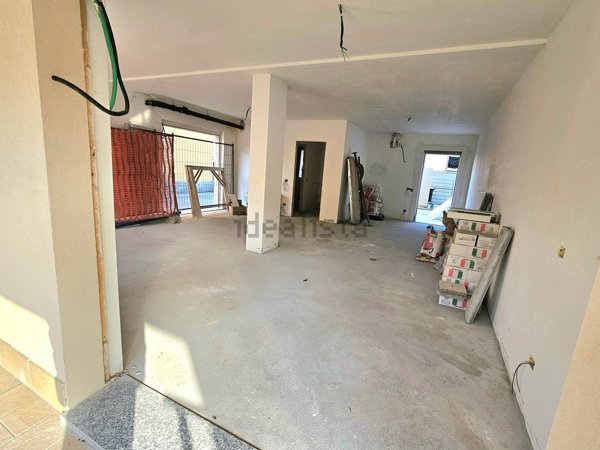 ufficio in vendita ad Arconate