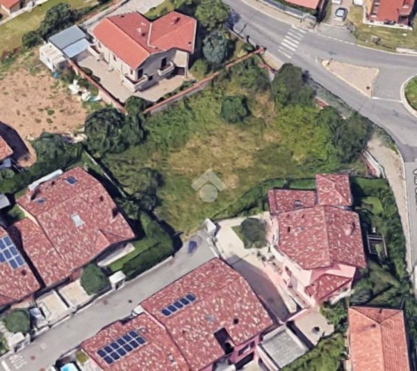 terreno edificabile in vendita ad Arconate
