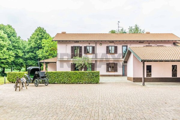 casa indipendente in vendita ad Arconate