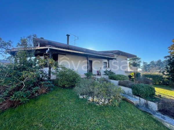 casa indipendente in vendita ad Arconate