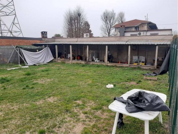 terreno agricolo in vendita ad Arconate