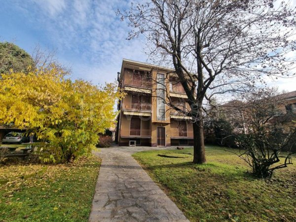 casa indipendente in vendita ad Arconate
