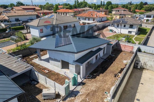 casa indipendente in vendita ad Arconate