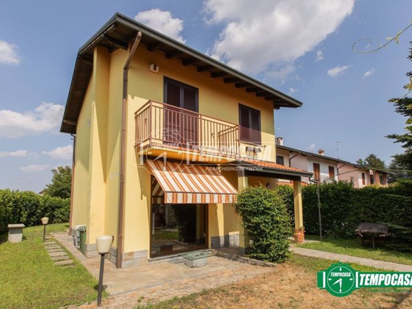 casa indipendente in vendita ad Arconate
