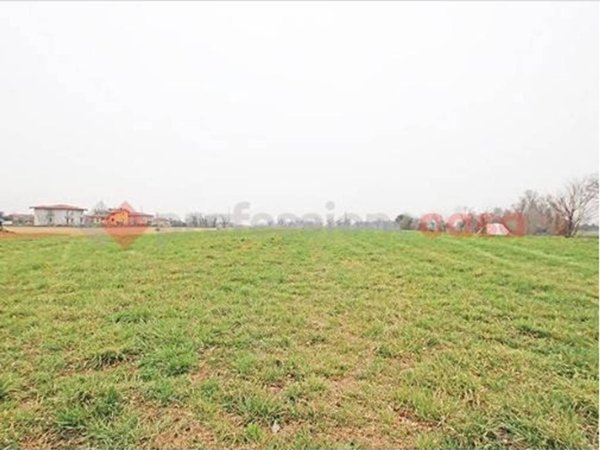 terreno in vendita ad Arconate