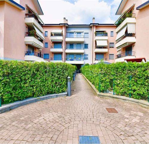 appartamento in vendita ad Arese