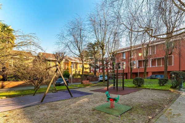 casa indipendente in vendita ad Arese