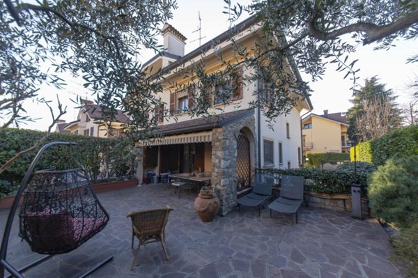 casa indipendente in vendita ad Arese