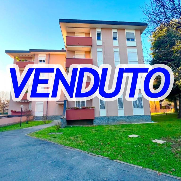 appartamento in vendita ad Arese