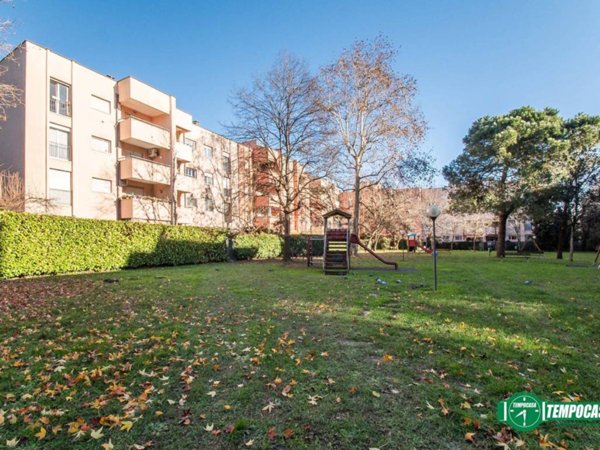 appartamento in vendita ad Arese
