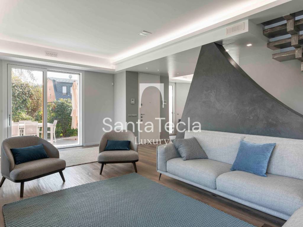 casa indipendente in vendita ad Arese