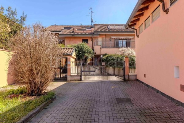 appartamento in vendita ad Arese