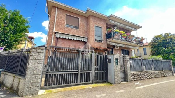 appartamento in vendita ad Arese