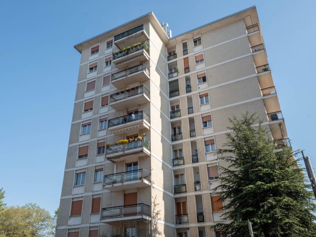 appartamento in vendita ad Arese