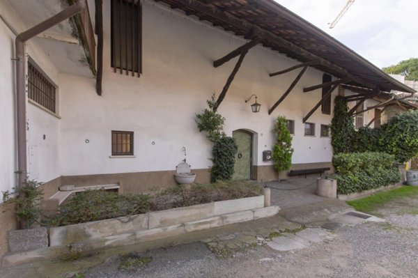 casa indipendente in vendita ad Arese